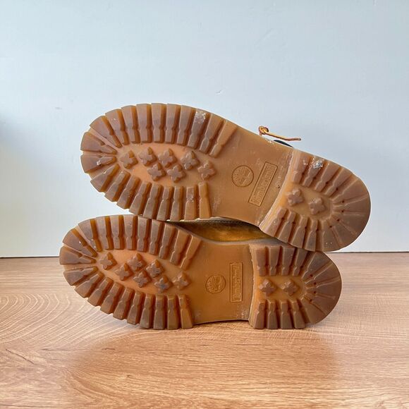 Timberland Premium Waterproof Wheat Nubuck Boots Men's Size 3.5 - Picture 8 of 9